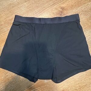 Victoria’s Secret period boys shorts black XL